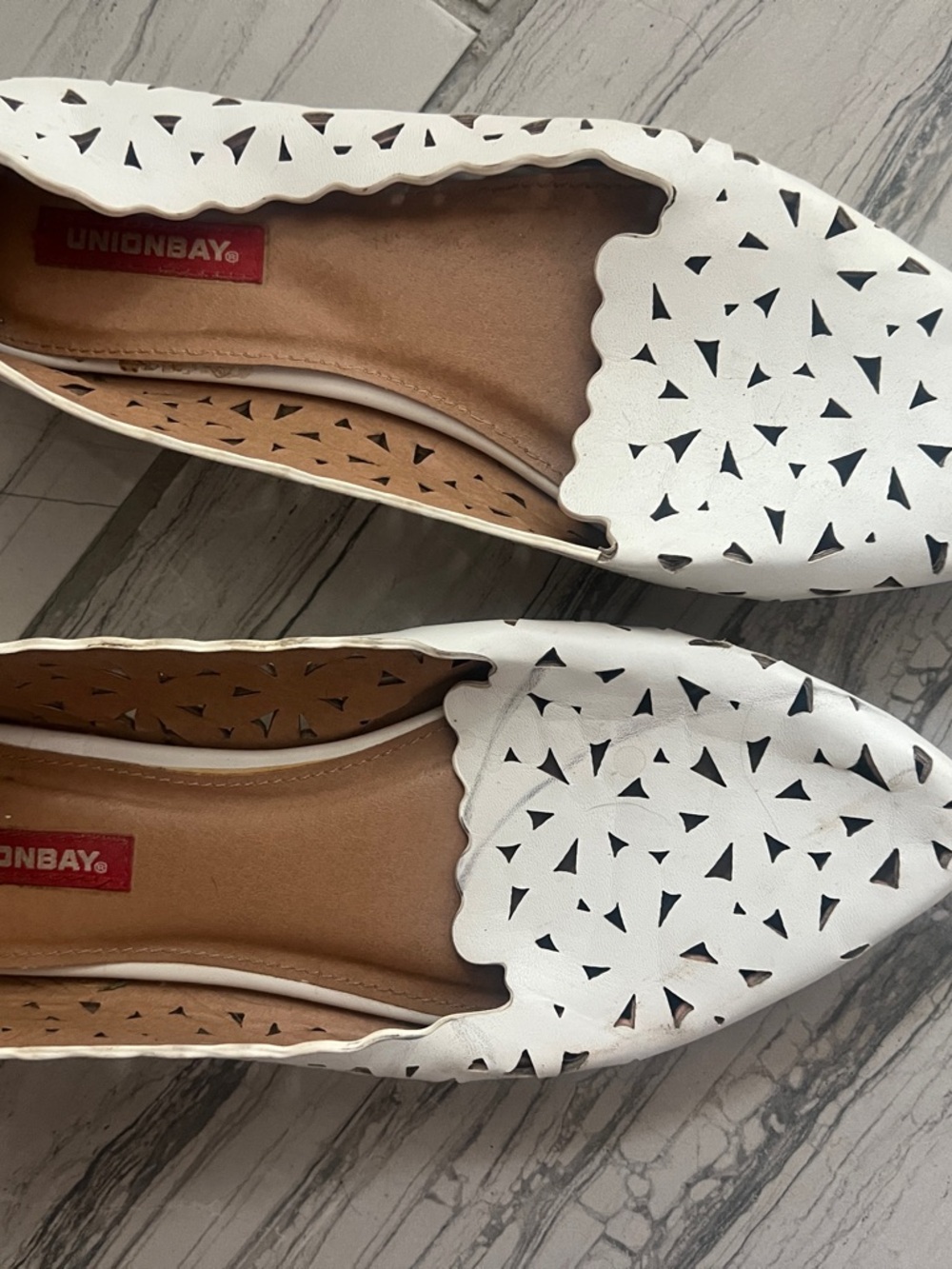 UNIONBAY White Laser-Cut Scallop Toe Flats